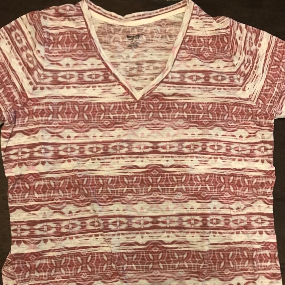 Mossimo tee shirt